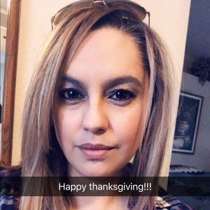 Meet your Posher, Melissa